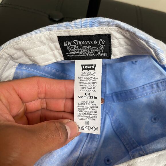 LEVI's blue denim washed snapback dad hat with logo patch on front - Picture 5 of 6